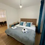 Pigalle Square - Modern Apartment Steps Away From Moulin Rouge